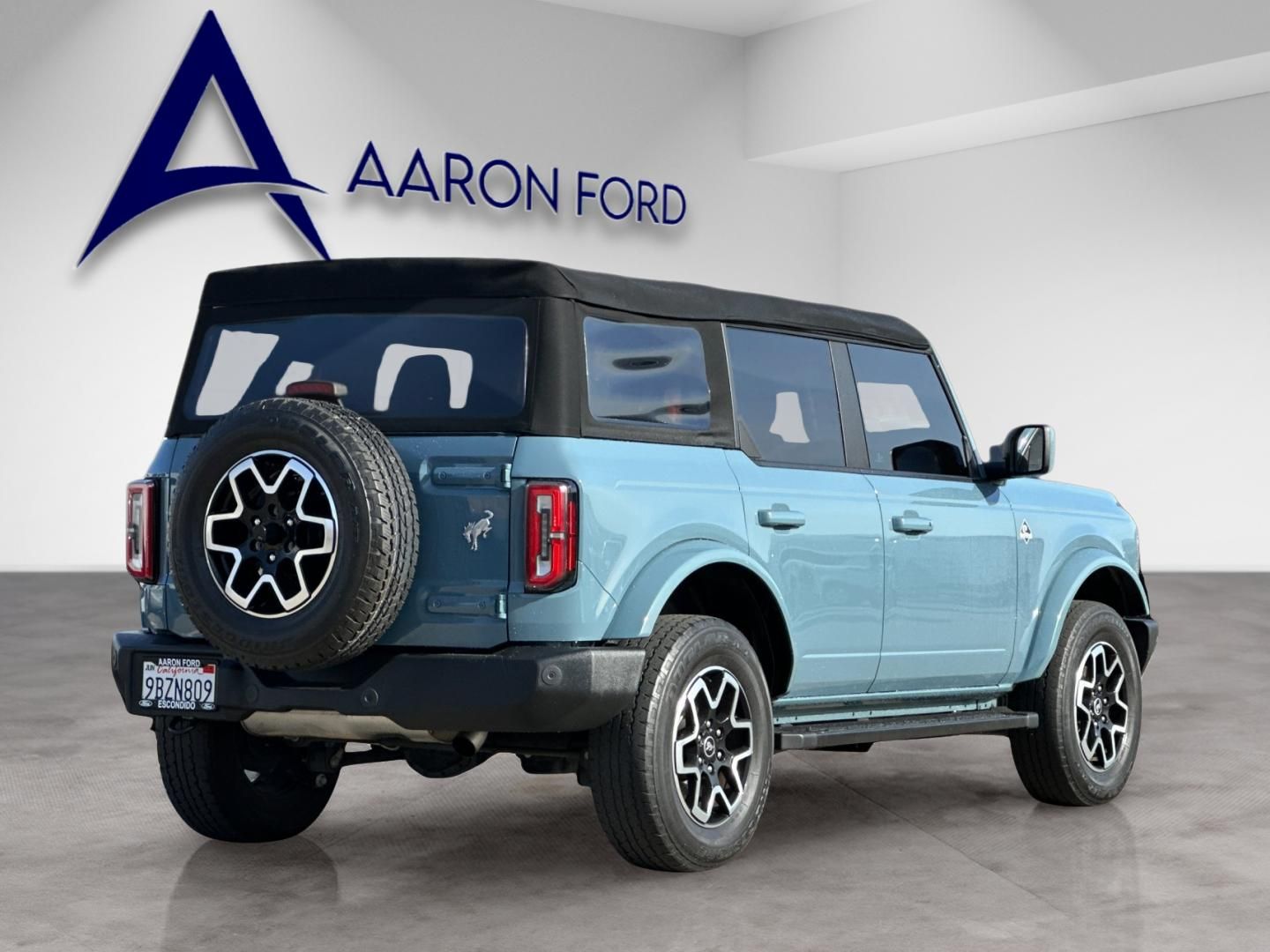 2022 Ford Bronco Outer Banks photo 5