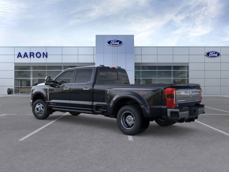 2025 Ford F-350 photo 4