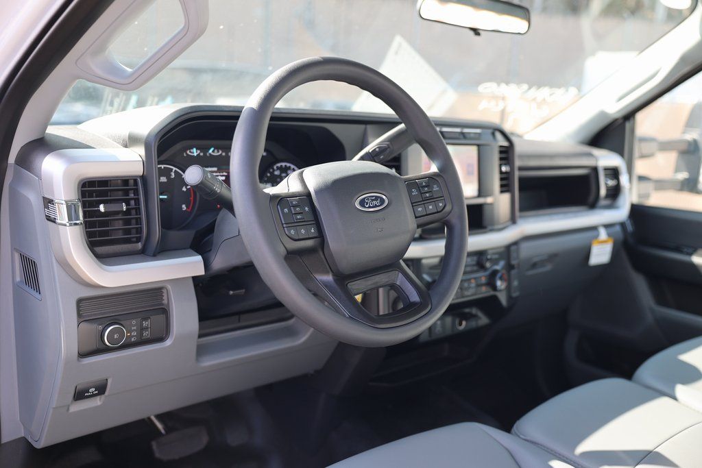 2024 Ford F-450 Super Duty Chassis Cab XL - Photo 14