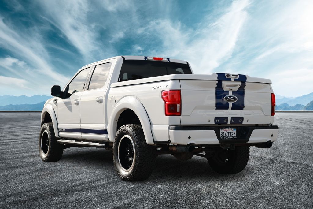 2018 Ford F-150 Lariat photo 2