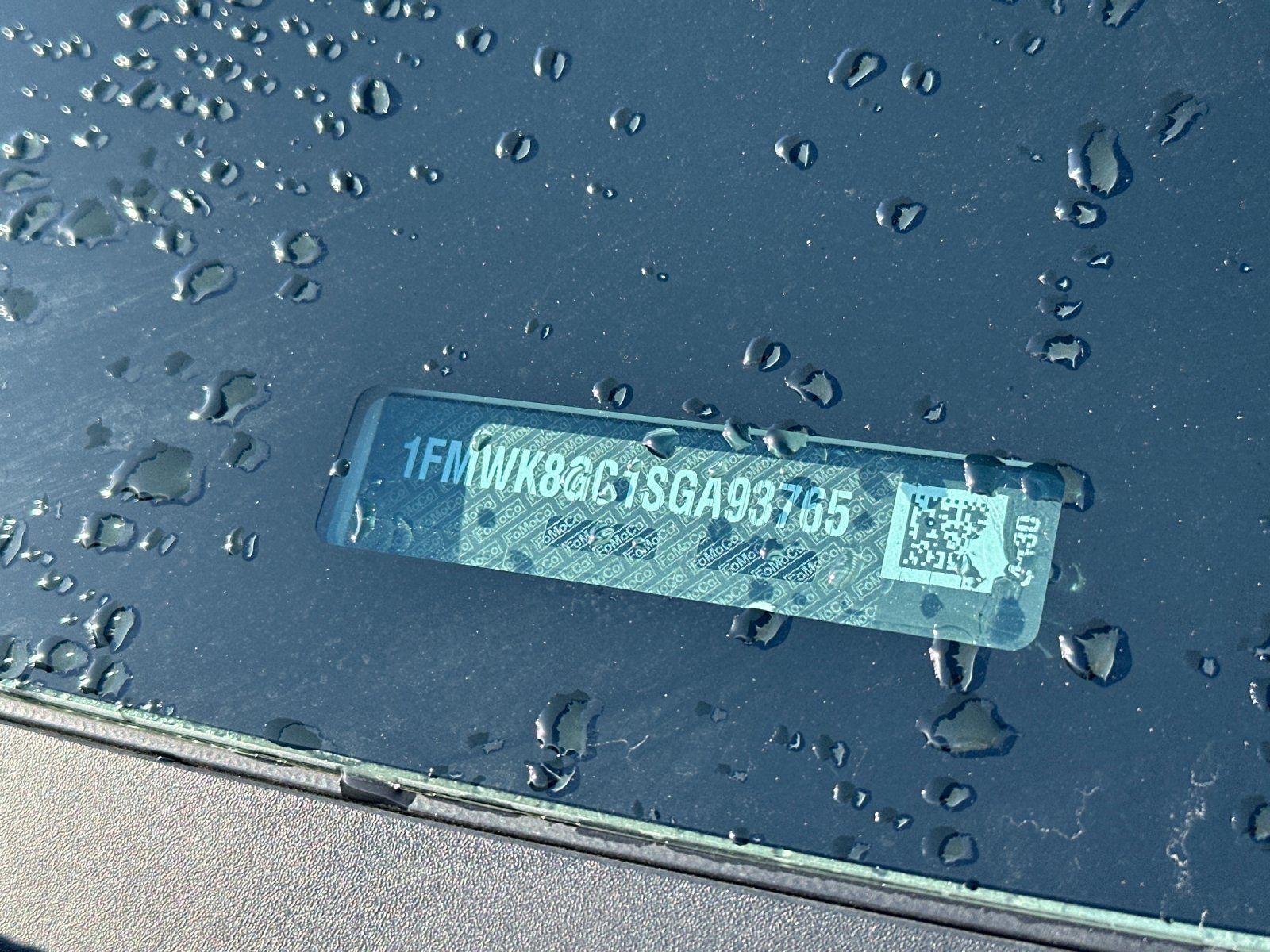 2025 Ford Explorer ST photo 2