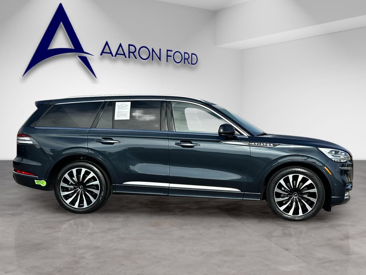 2023 Lincoln Aviator Plug-In Hybrid Black Label Grand Touring photo 6