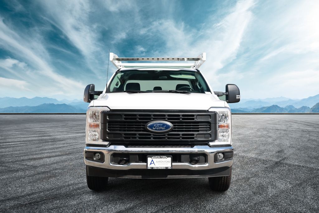 2023 Ford F-250 photo 4