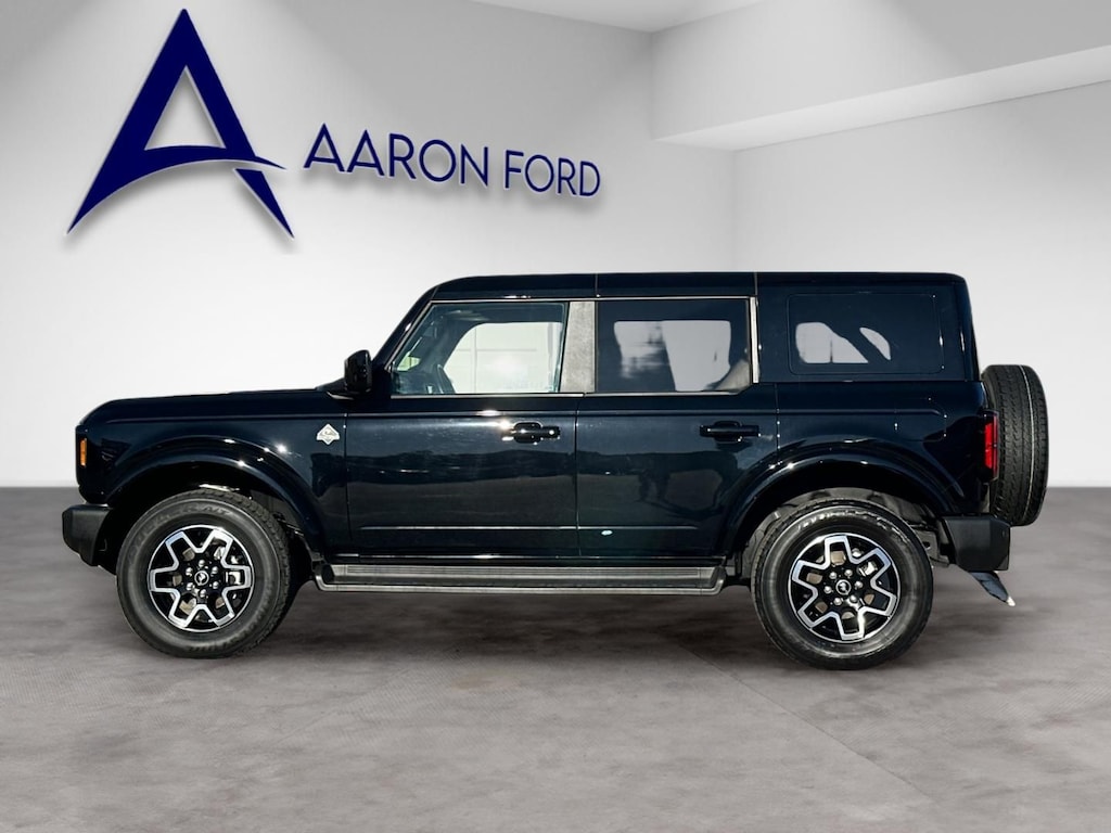 Used 2025 Ford Bronco Outer Banks SUV
