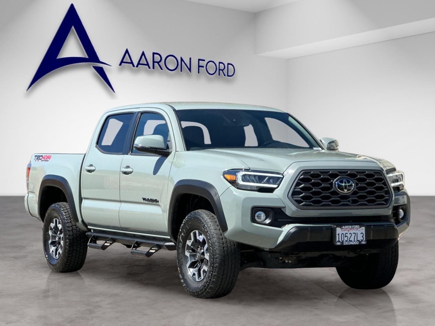 2022 Toyota Tacoma TRD Off-Road photo 3