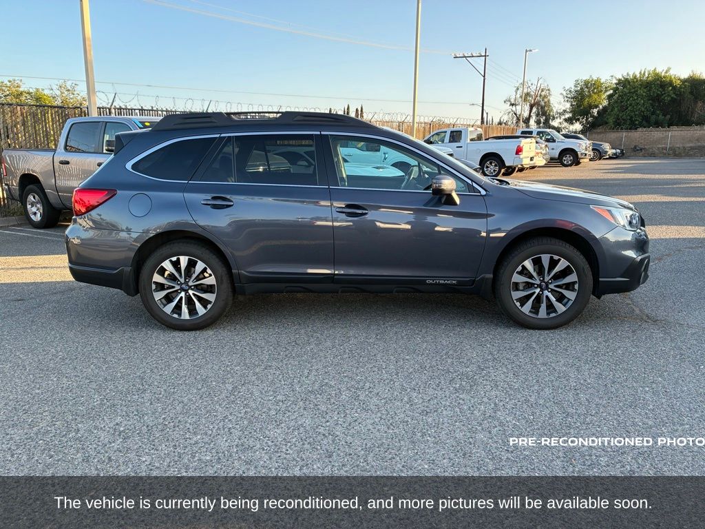 2017 Subaru Outback 2.5i Limited photo 4