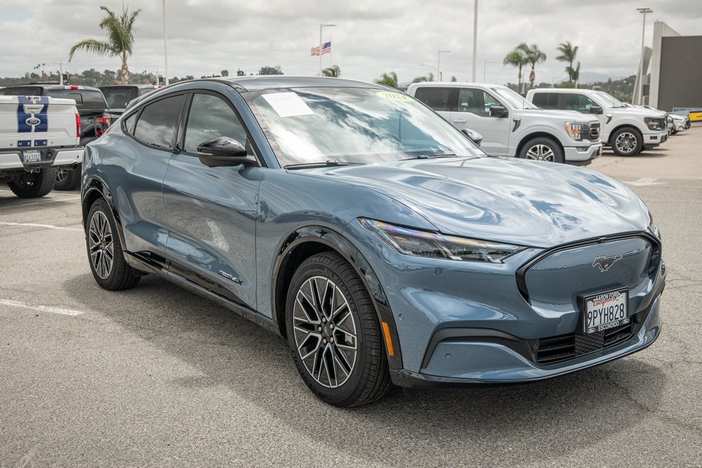 2024 Ford Mustang Mach-E Premium photo 2