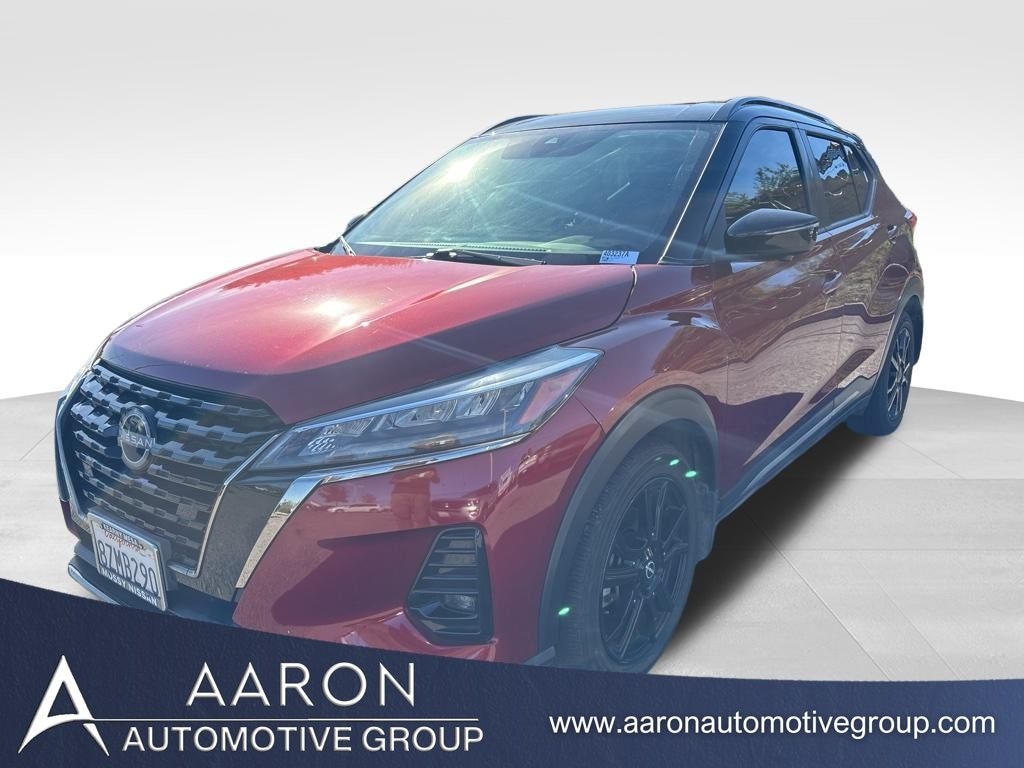 Used 2022 Nissan Kicks SR SUV