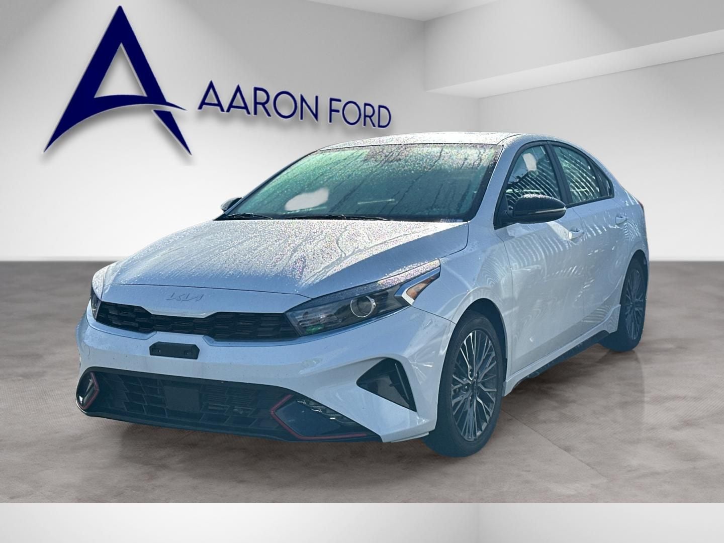 2023 Kia Forte GT-Line photo 2