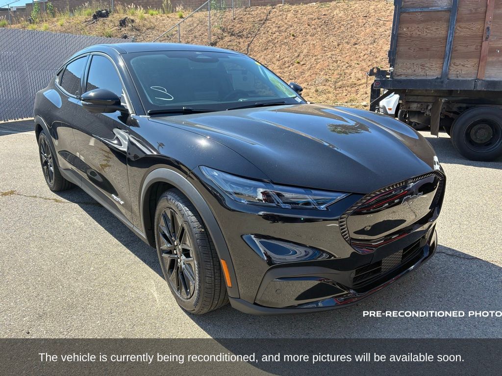 2025 Ford Mustang Mach-E Select photo 3