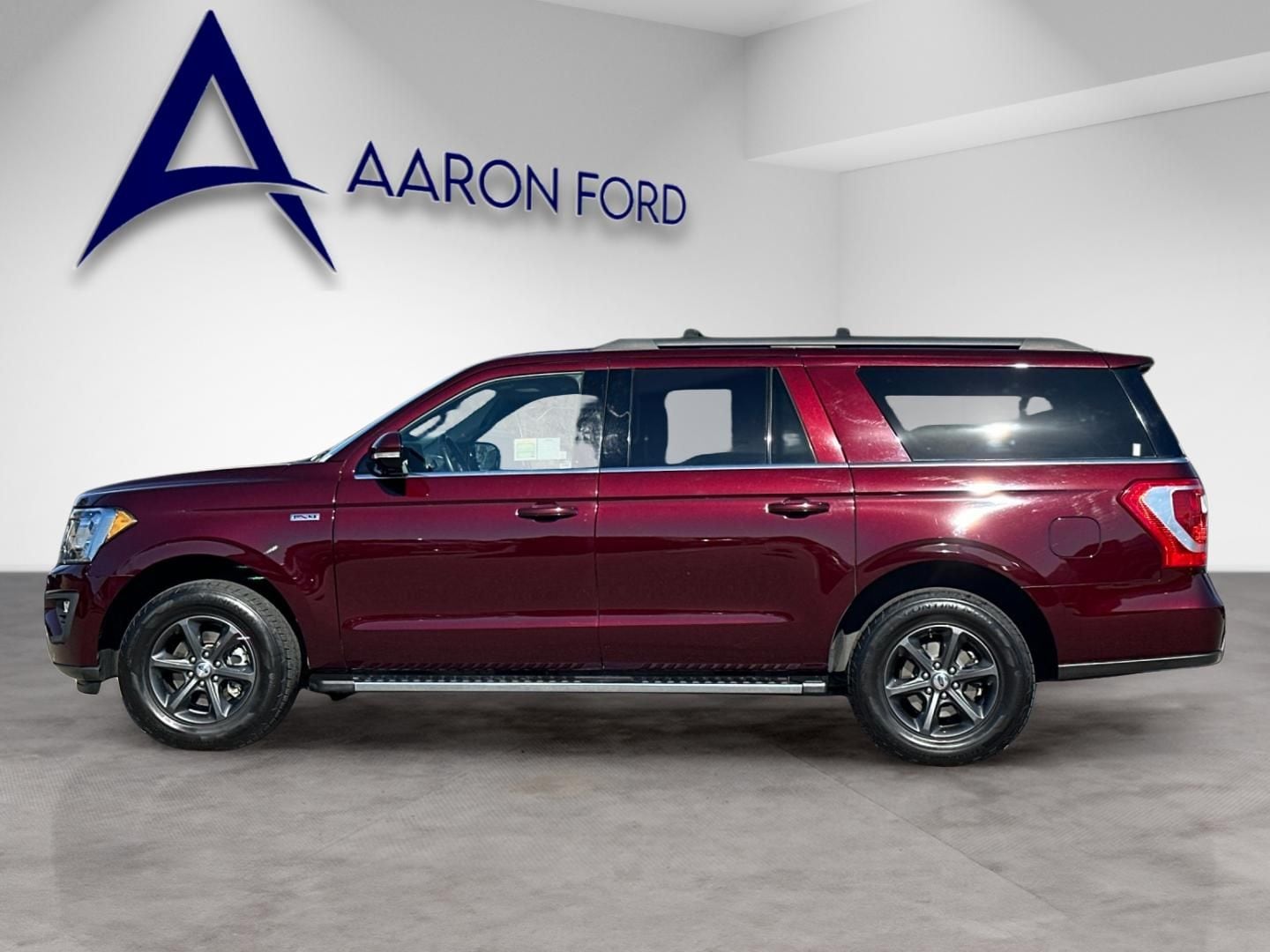 2020 Ford Expedition Max XLT photo 2