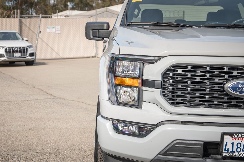 2023 Ford F-150 XL photo 3