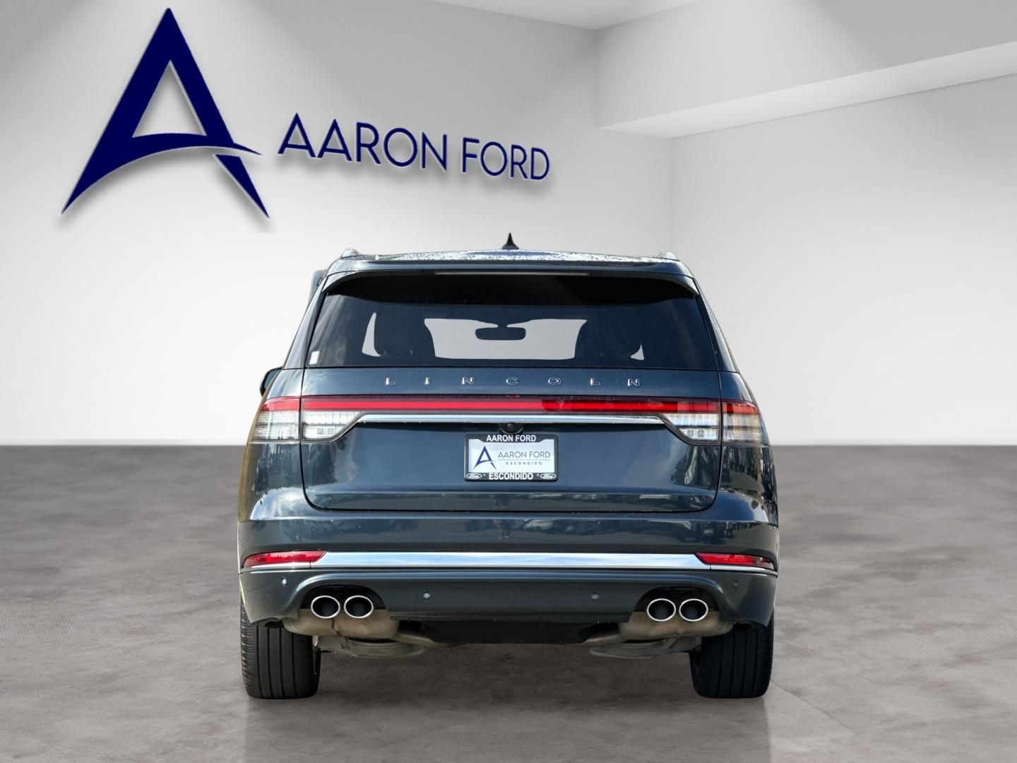 2023 Lincoln Aviator Plug-In Hybrid Black Label Grand Touring photo 4