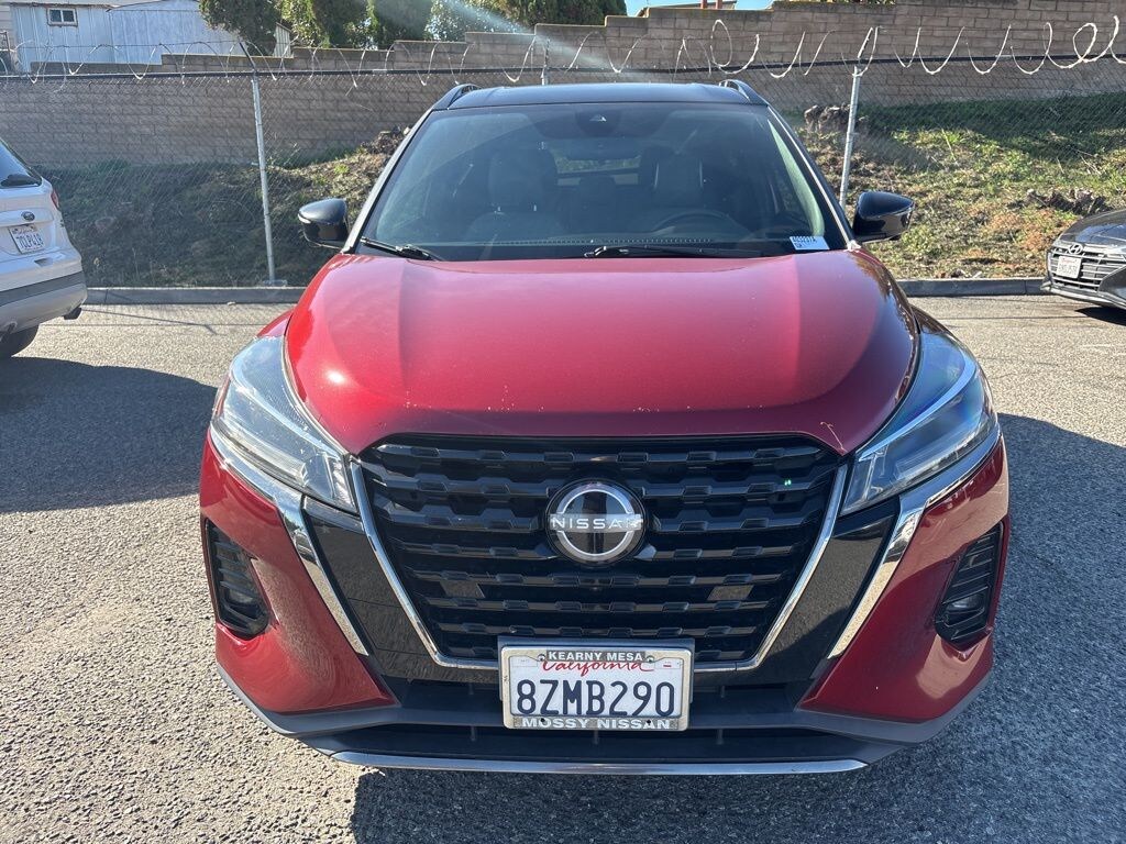 Used 2022 Nissan Kicks SR SUV
