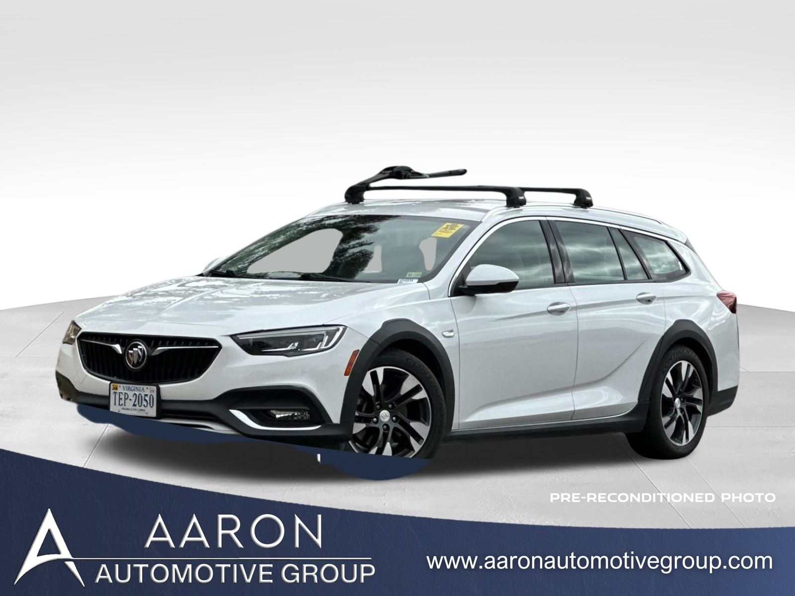 2018 Buick Regal Essence AWD's photo