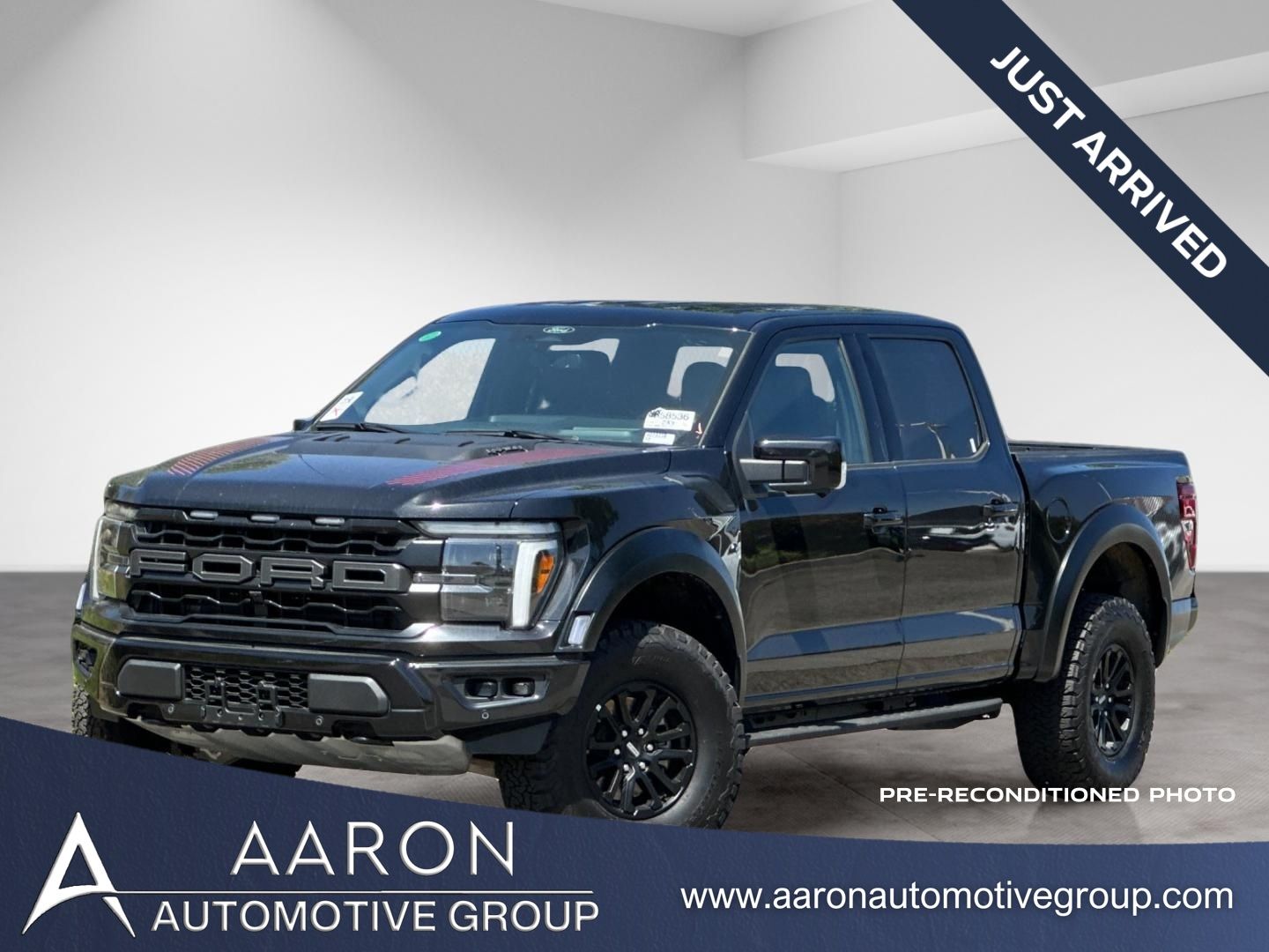 2025 Ford F-150 Raptor 4x4 SuperCrew 5-1/2 Box's photo