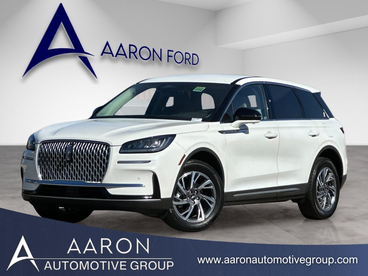 2023 Lincoln Corsair Base