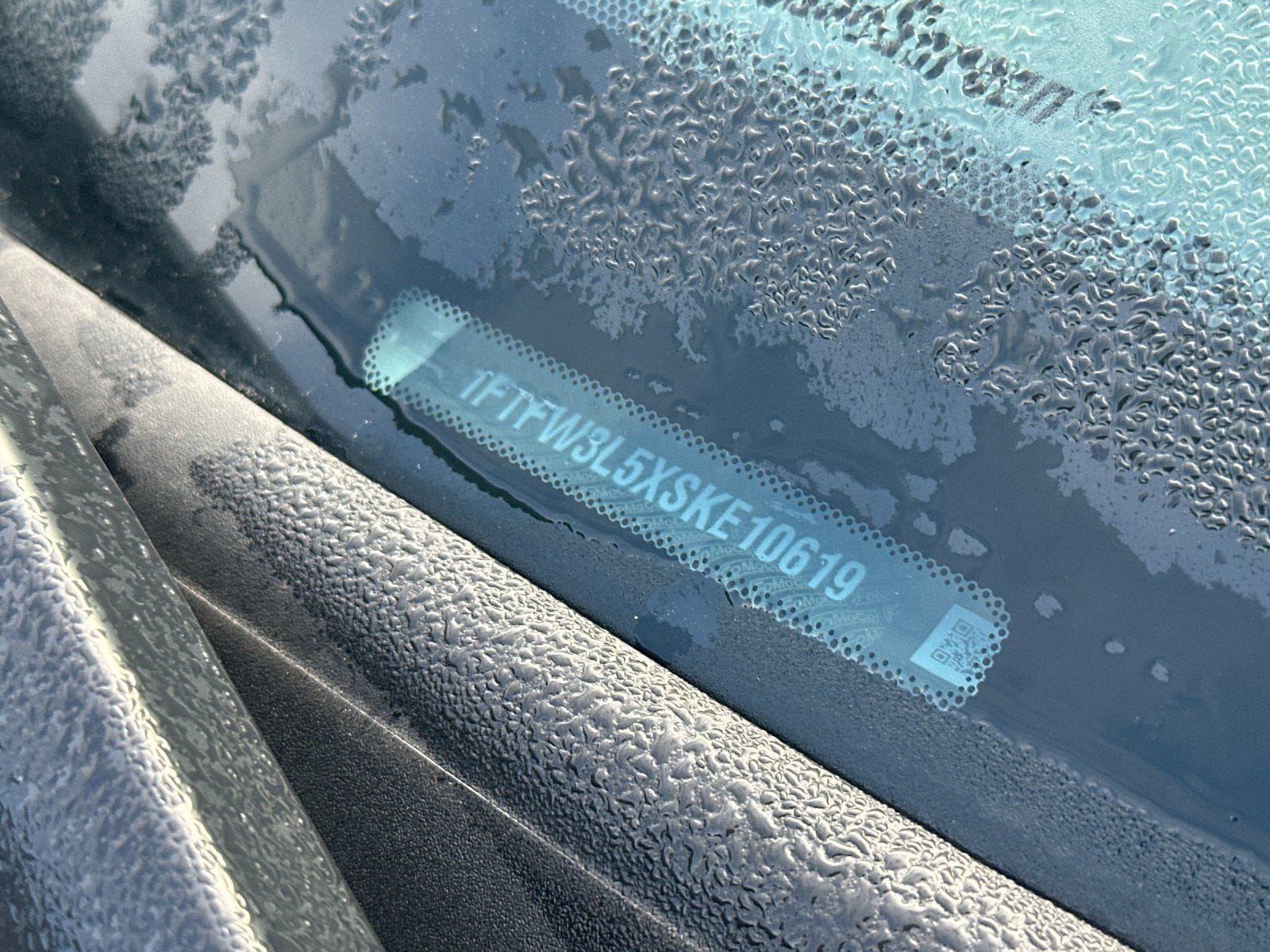 2025 Ford F-150 XLT photo 2