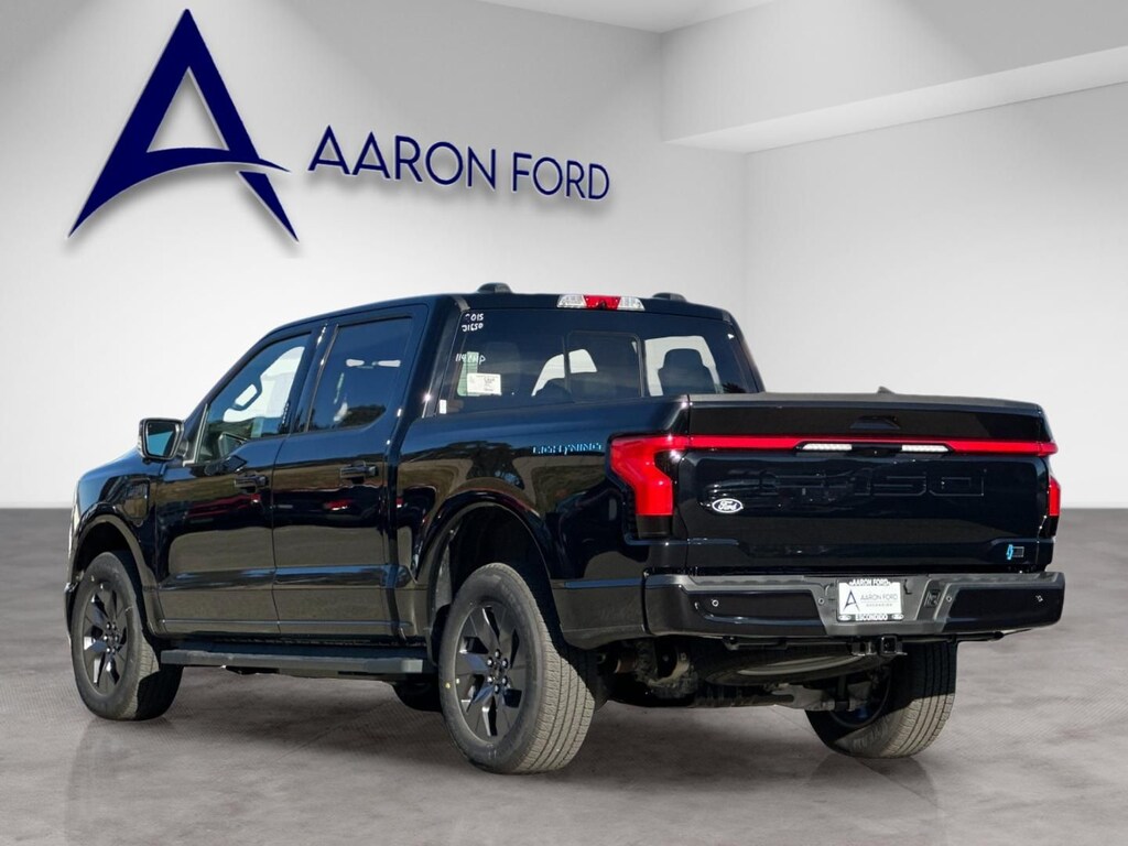 New 2025 Ford F-150 Lightning Lariat Truck