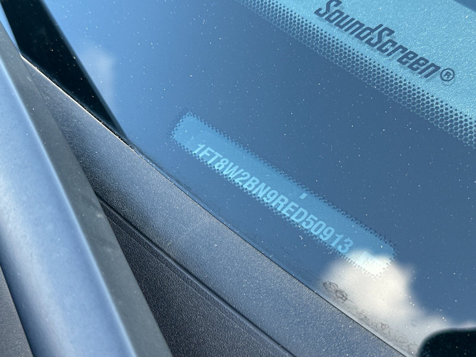 2024 Ford F-250SD Lariat photo 3