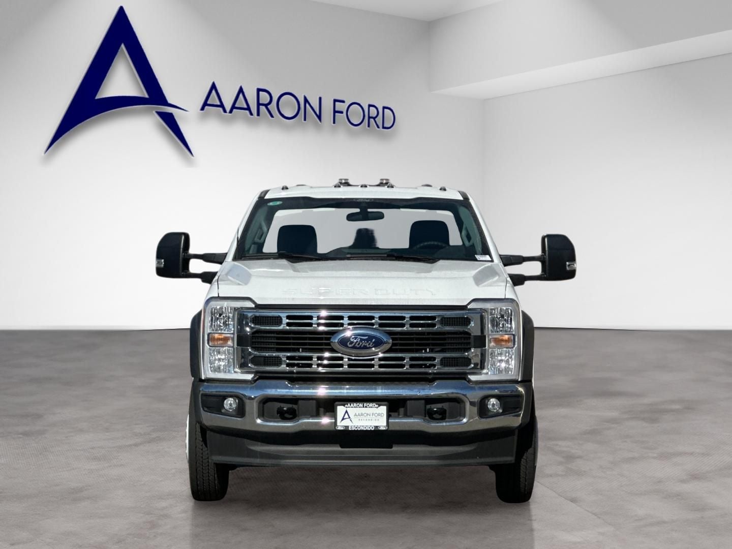 2025 Ford F-550 Super Duty Chassis Cab XL - Photo 9