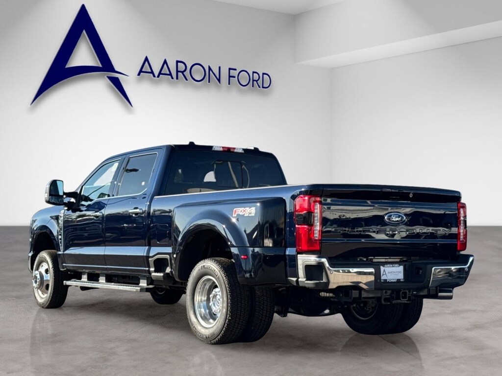 New 2025 Ford F-350SD Lariat Truck