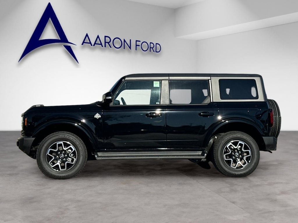 New 2025 Ford Bronco Outer Banks SUV