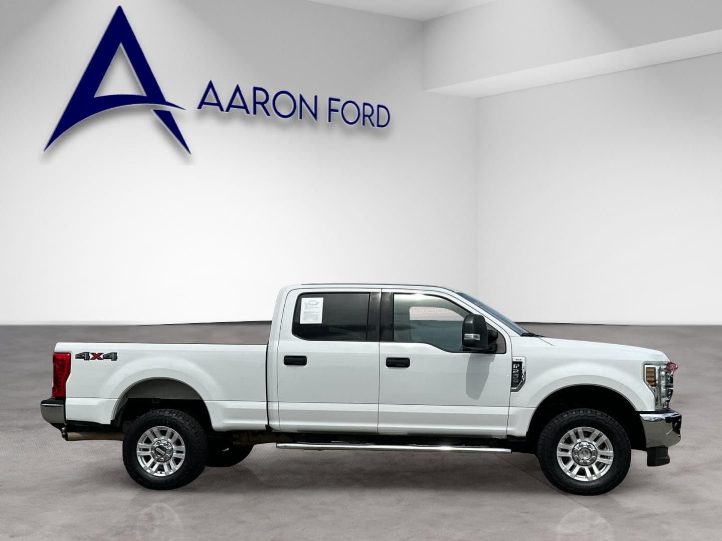 2018 Ford F-250SD XLT photo 6