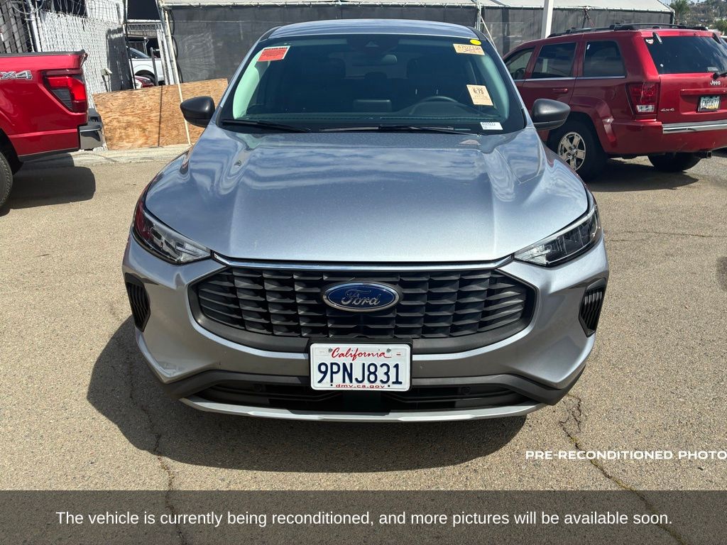 2024 Ford Escape Active photo 2