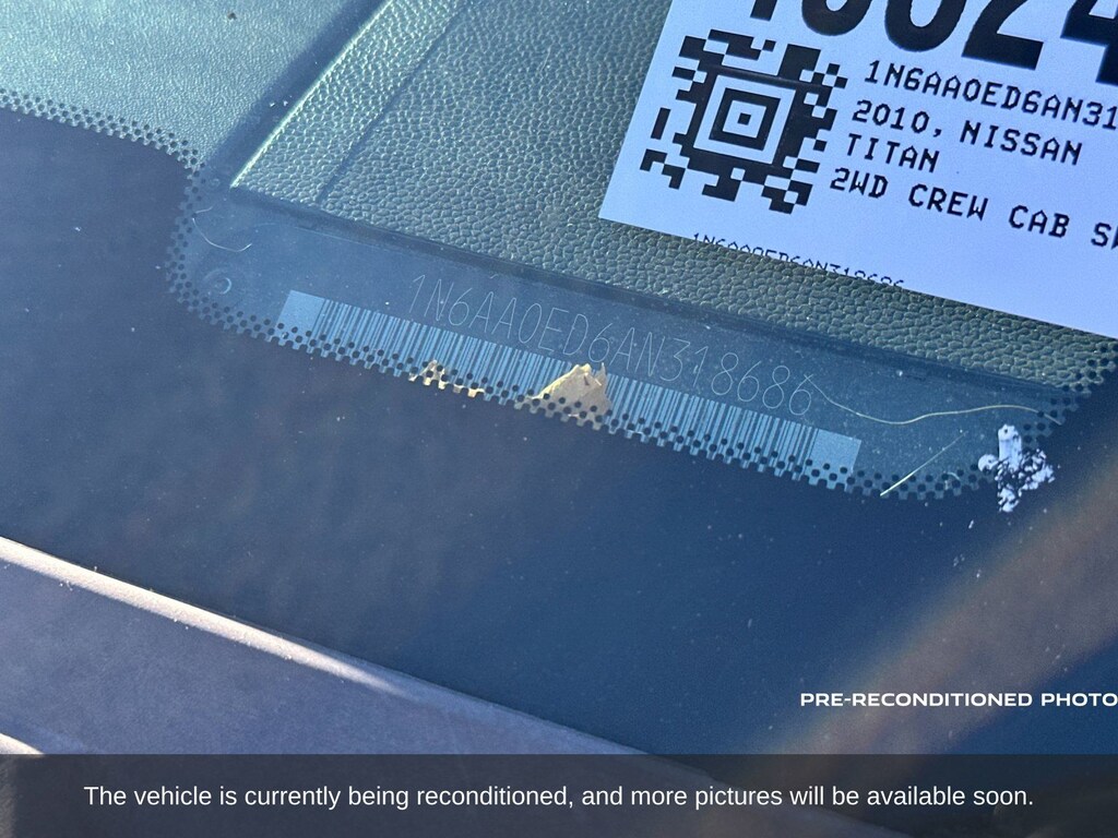 Used 2010 Nissan Titan SE Truck