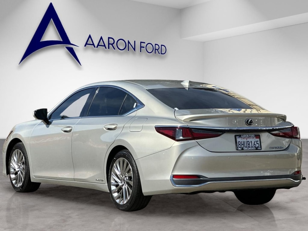 Used 2019 Lexus ES 300h Luxury Sedan