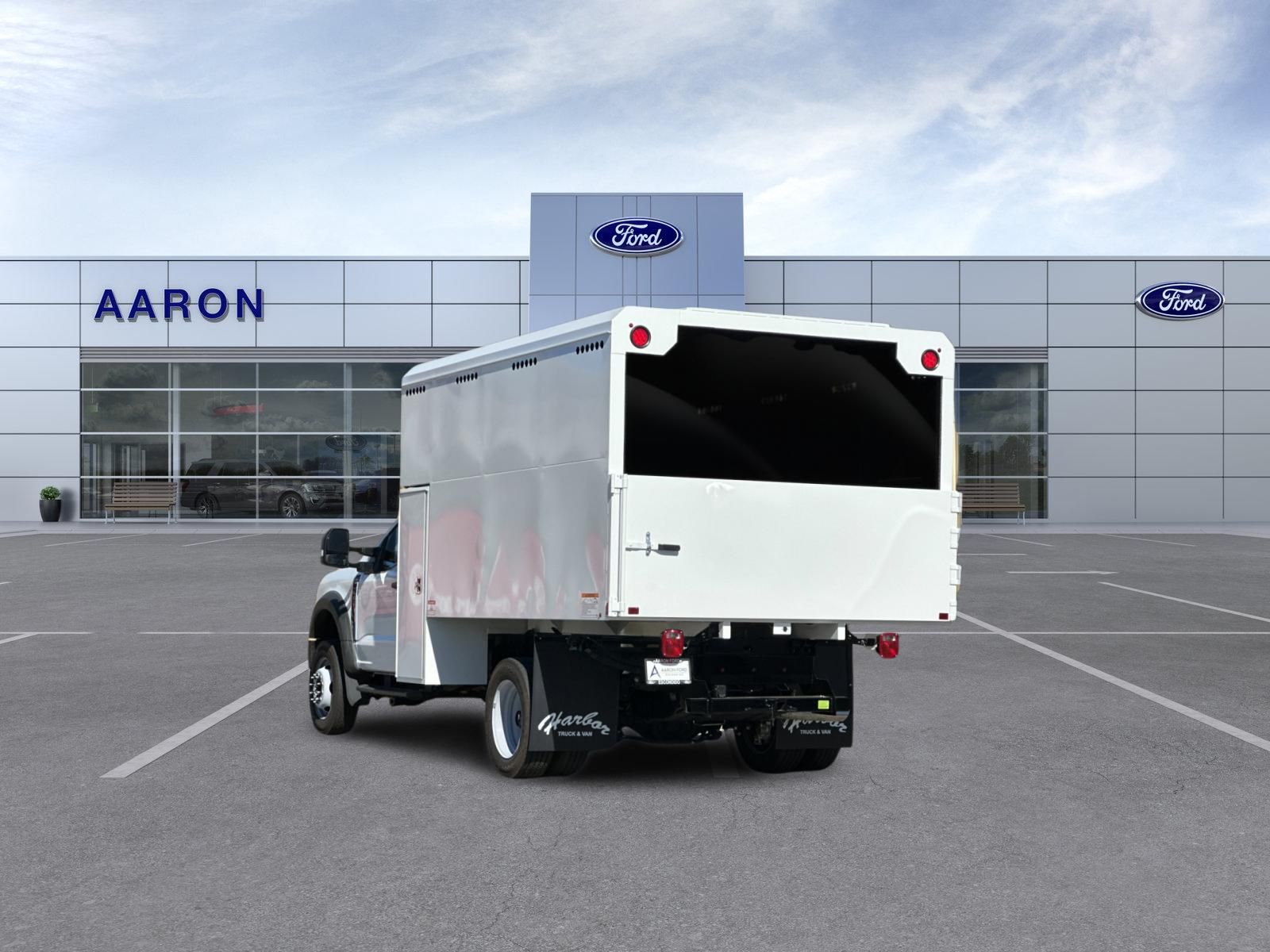 2025 Ford F-550 Super Duty Chassis Cab XL - Photo 4