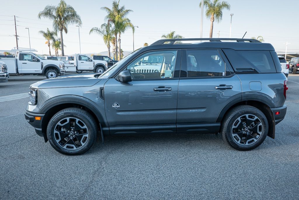 2024 Ford Bronco Sport Outer Banks photo 4
