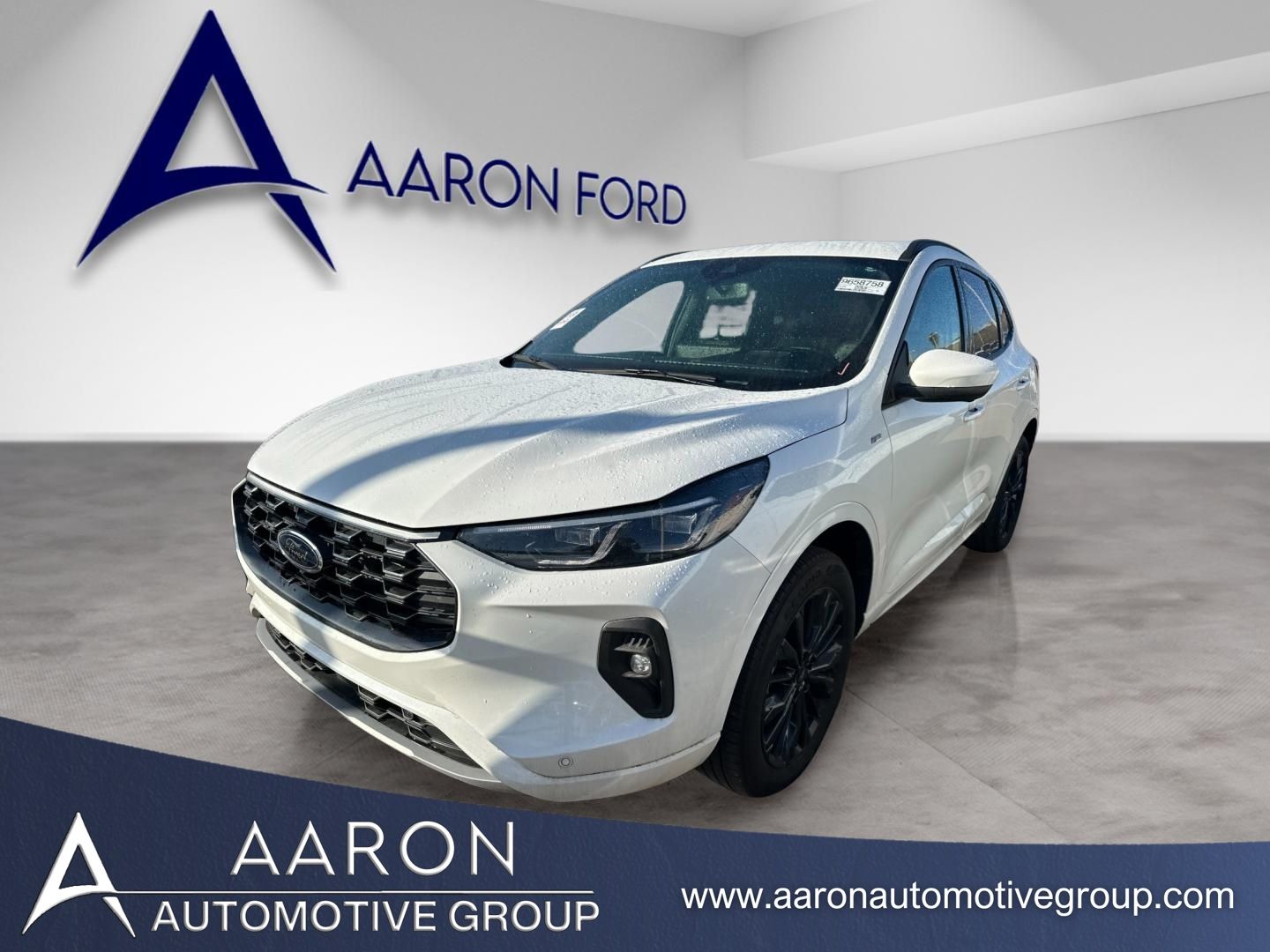 2025 Ford Escape Hybrid ST-Line Elite photo 1