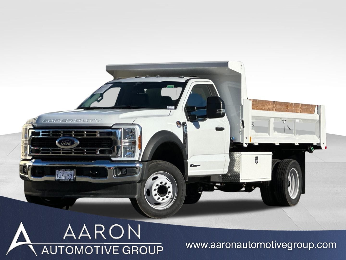 2024 Ford F-550 Super Duty Chassis Cab XL's photo