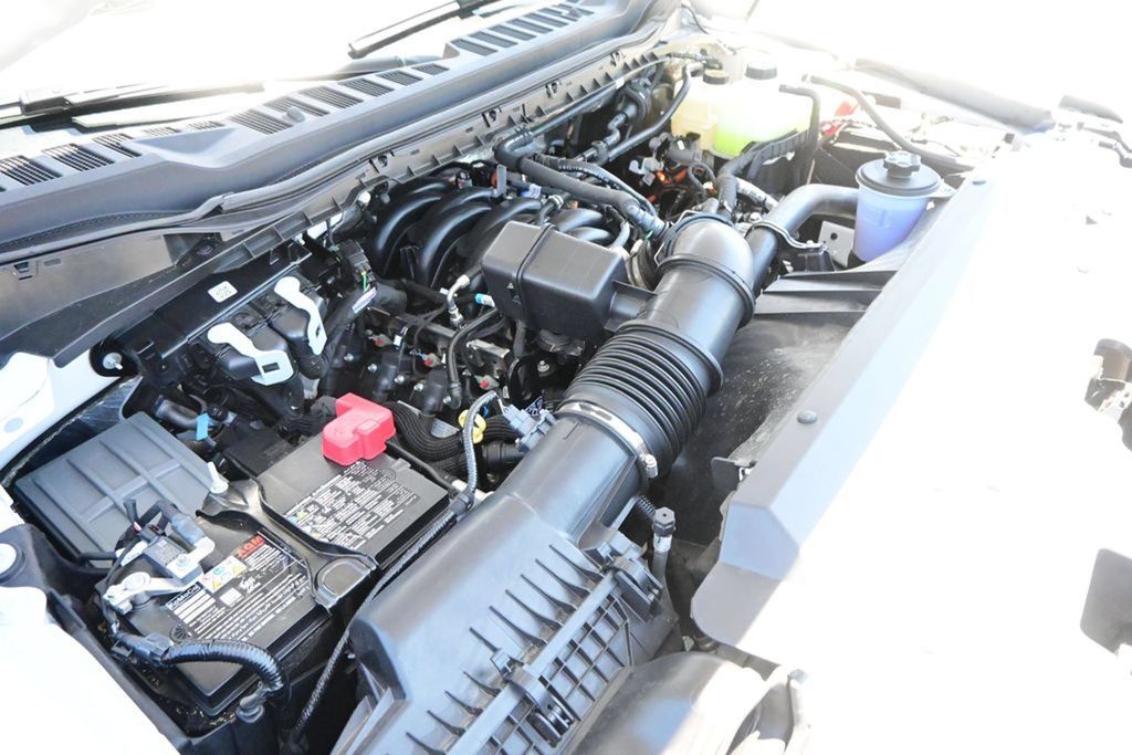 2025 Ford F-350 Super Duty Chassis Cab XL - Photo 10
