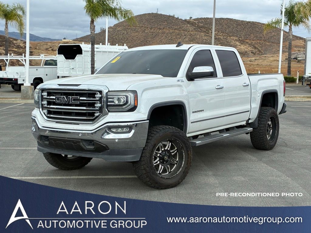 2018 GMC Sierra 4WD Crew Cab Short Box SLT's photo