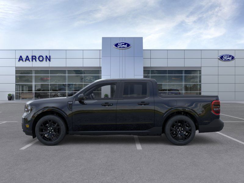 2025 Ford Maverick XLT photo 2