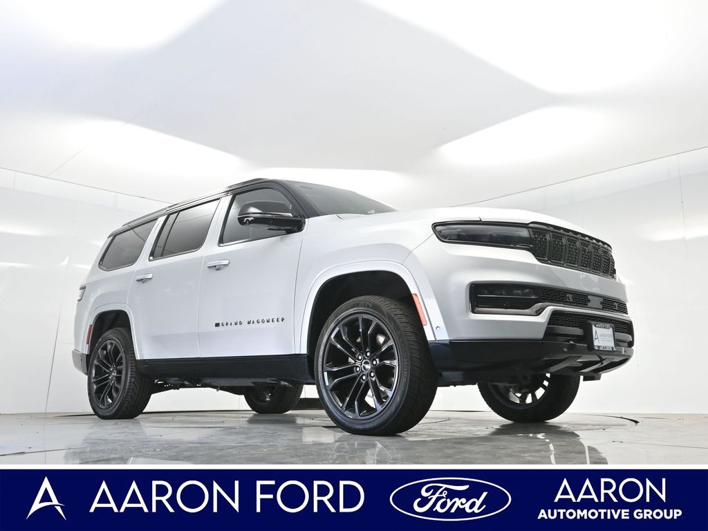 2024 Jeep Grand Wagoneer Series II photo 2