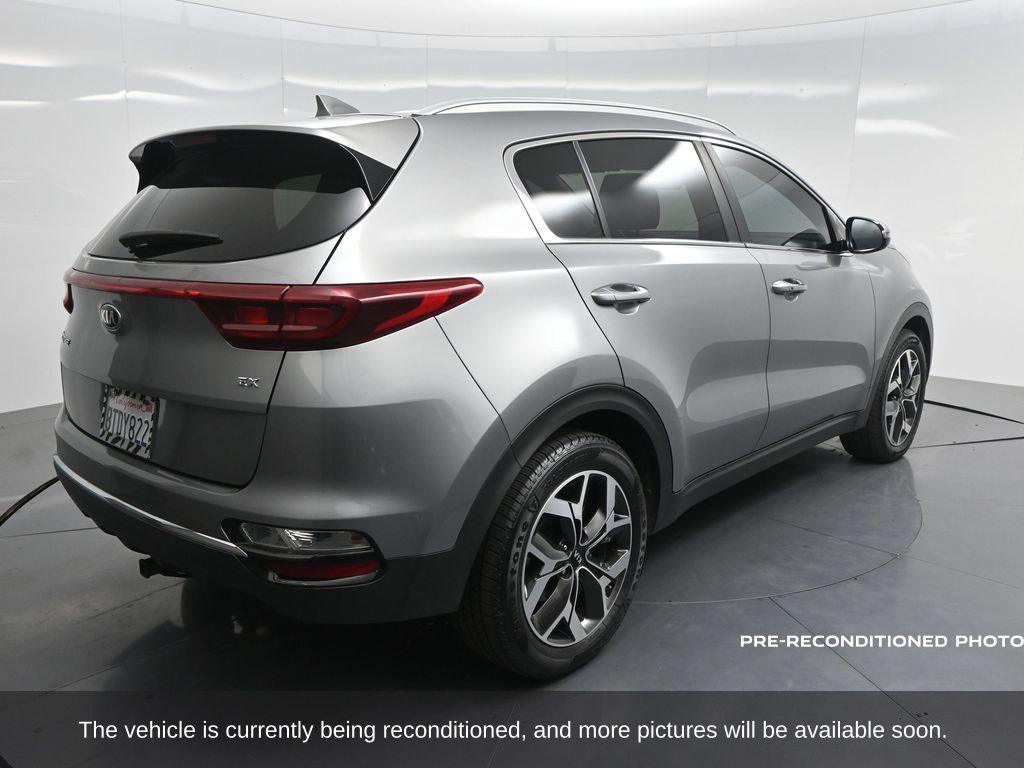 2021 Kia Sportage EX photo 2