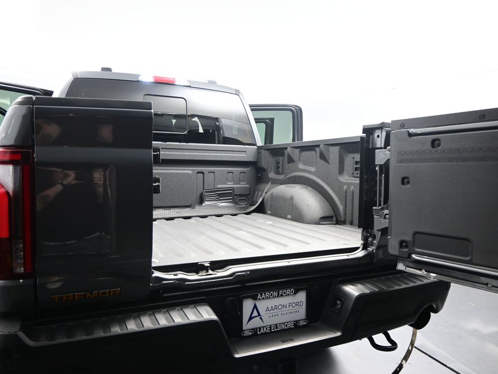 2025 Ford F-150 Tremor photo 3