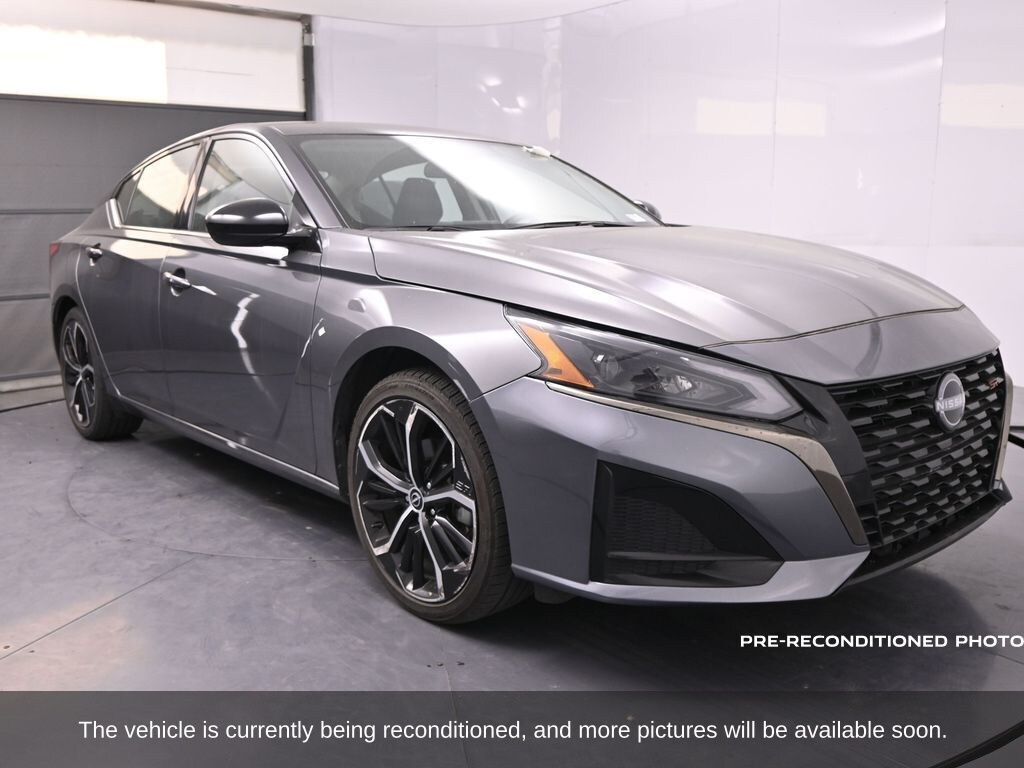 Used 2024 Nissan Altima 2.5 SR Sedan