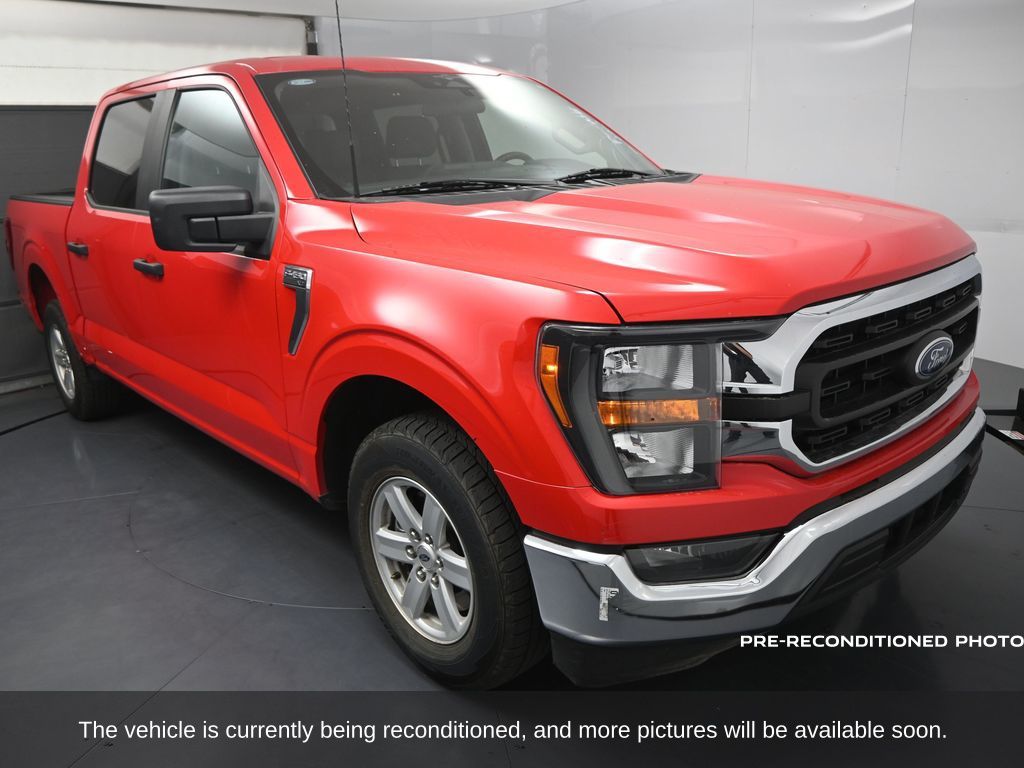 2023 Ford F-150 XLT photo 2
