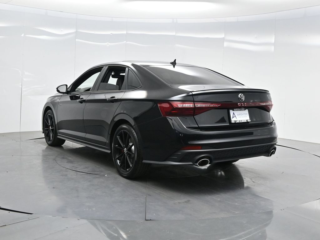 2025 Volkswagen Jetta GLI 2.0T Autobahn photo 5