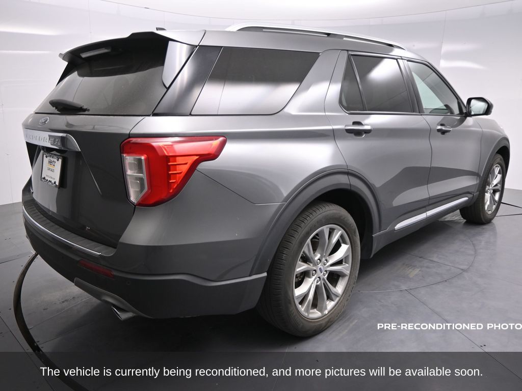 2023 Ford Explorer Limited photo 2