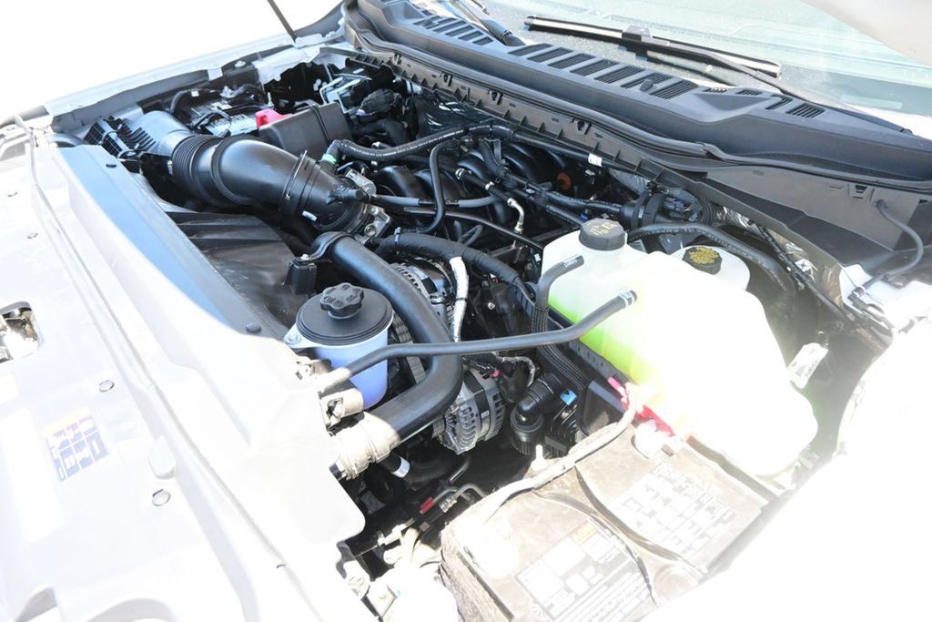 2025 Ford F-350 Super Duty Chassis Cab XL - Photo 11