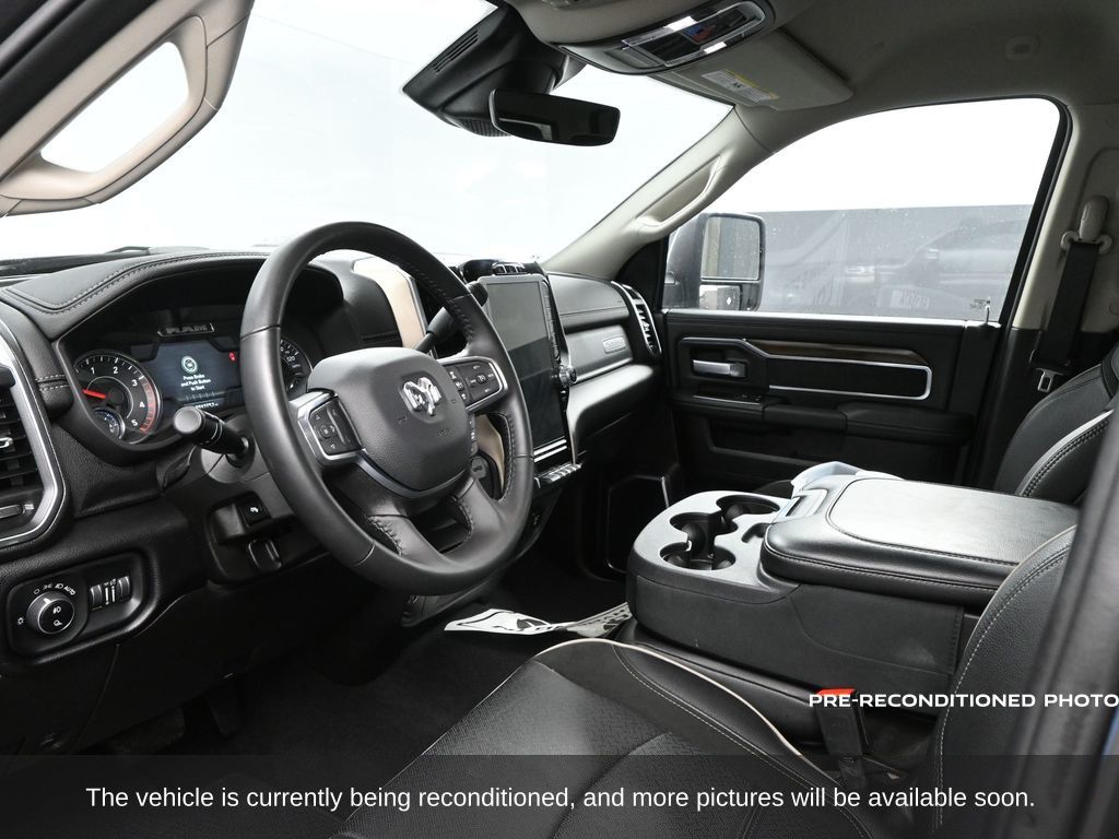 2024 Ram 2500 Laramie photo 3