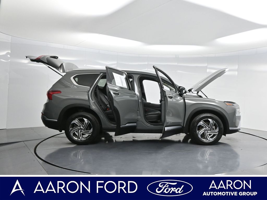 2021 Hyundai Santa Fe SEL photo 3