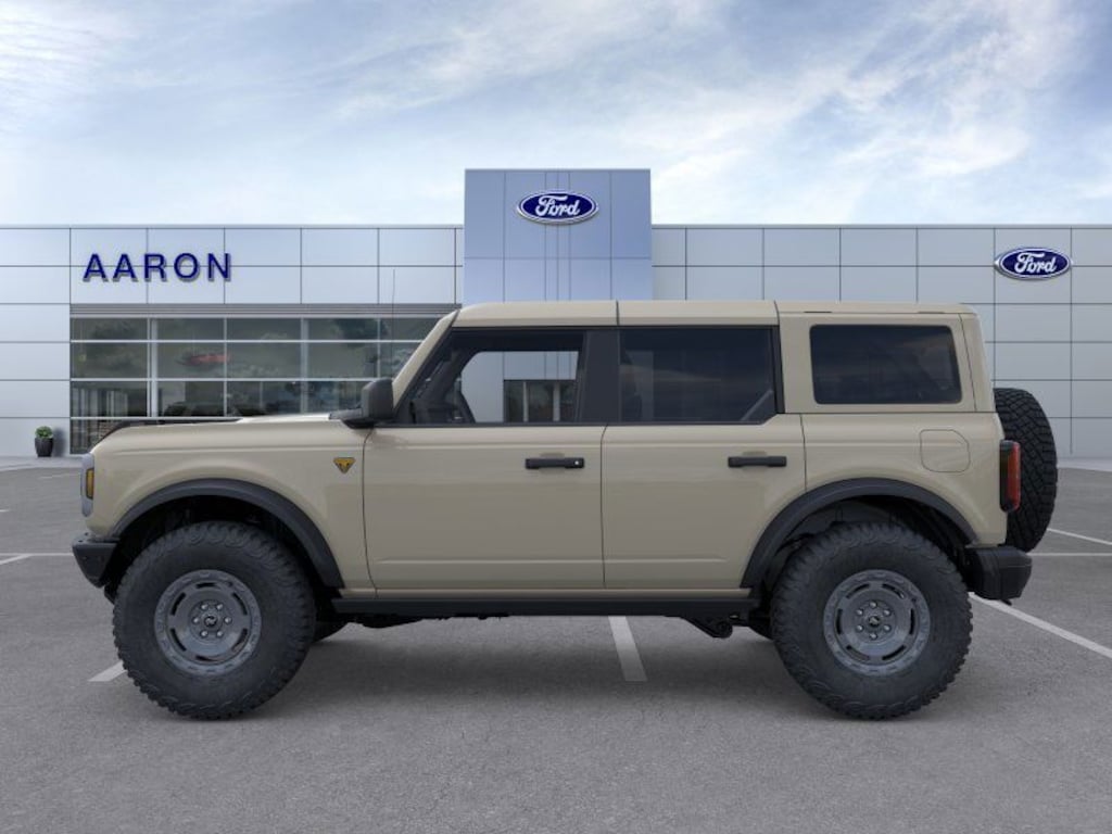 New 2025 Ford Bronco Badlands SUV