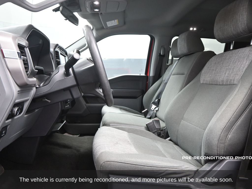 2023 Ford F-150 XLT photo 3